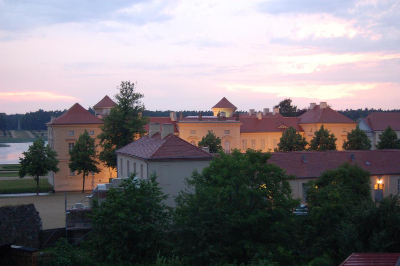 Schloss-Und Seeblick Apartment Rheinsberg Extérieur photo