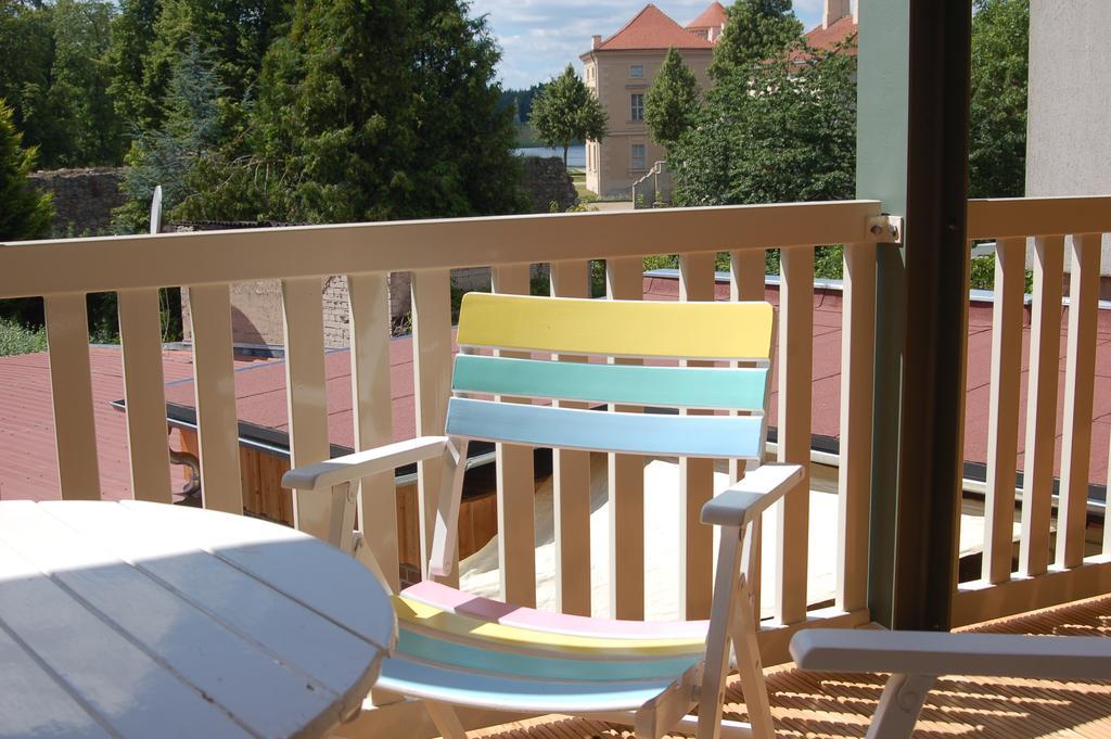 Schloss-Und Seeblick Apartment Rheinsberg Extérieur photo